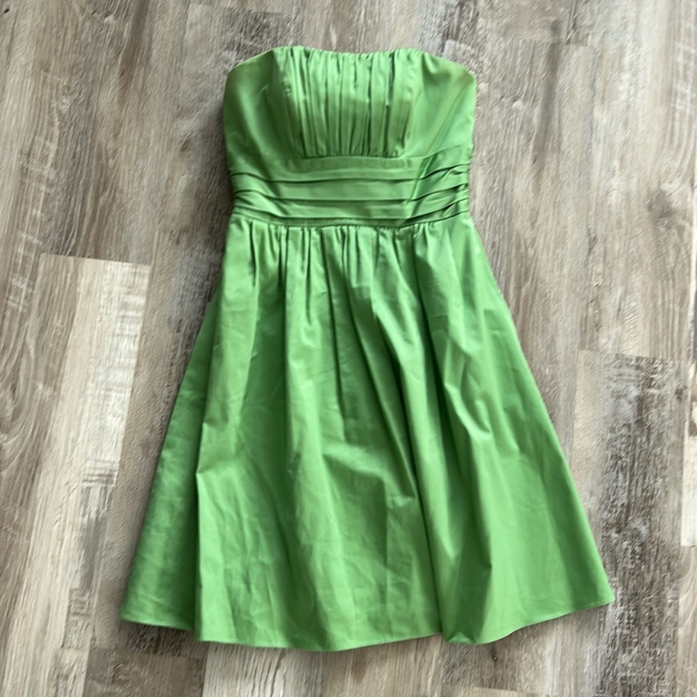 David’s bridal size 6, strapless green dress